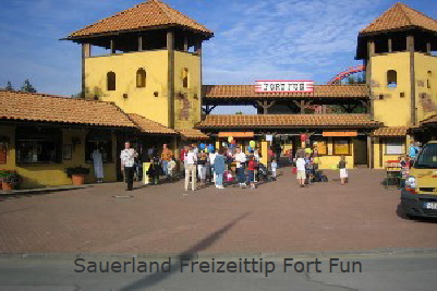 Sauerland Ferienpark Ferienwohnung FEWO  Unterkunft Hennesee : Fort Fun